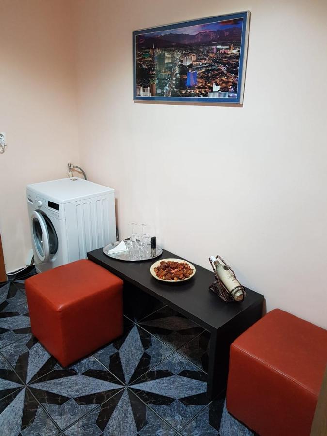 Apartament Lucky Mall Vitan Bucureşti